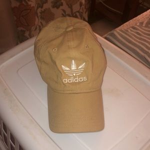 Adidas Cap (hat) Tan/beige (color) good condition
